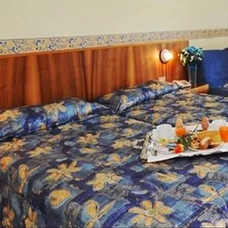 Royal 3* Гарда