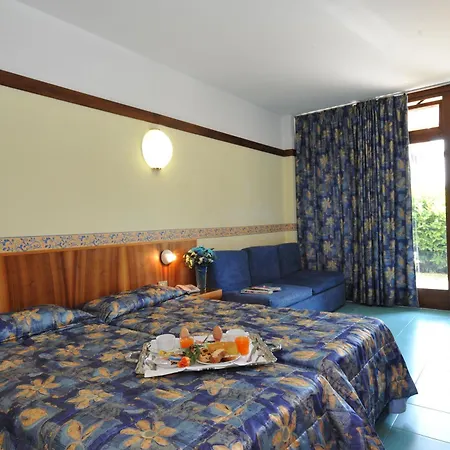 Готель Royal 3*